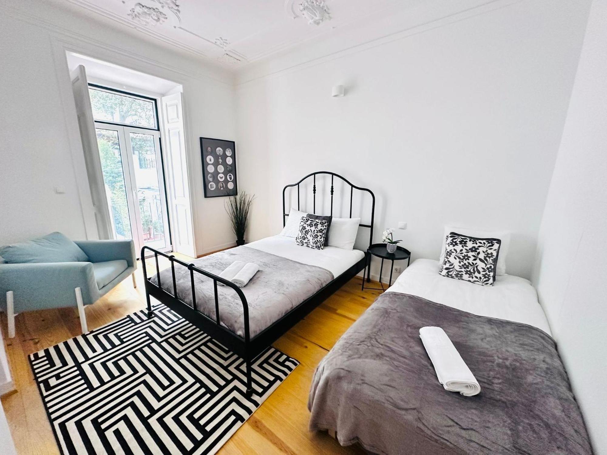 The Cordeiro's House Guest house *